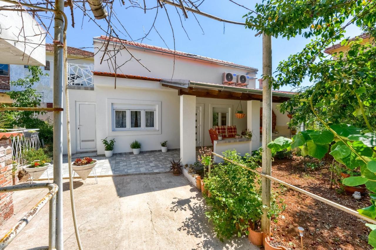 Apartment Yula Zadar Eksteriør billede