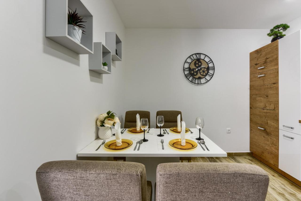 Apartment Yula Zadar Eksteriør billede