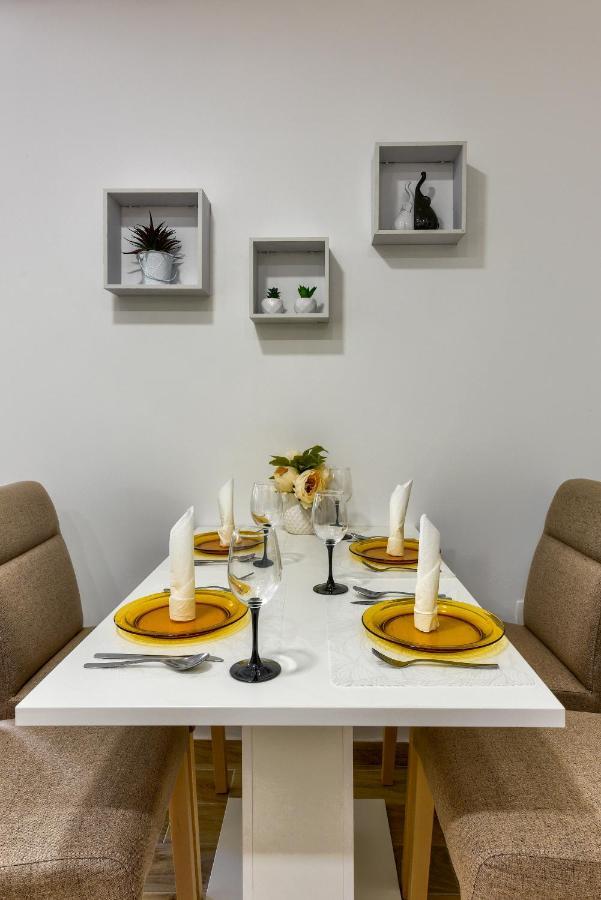 Apartment Yula Zadar Eksteriør billede