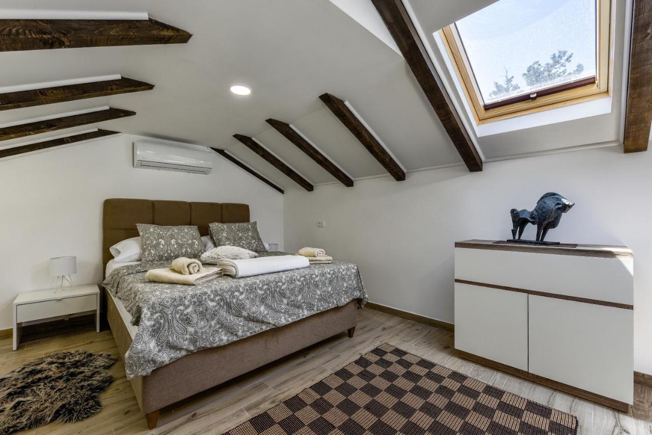 Apartment Yula Zadar Eksteriør billede