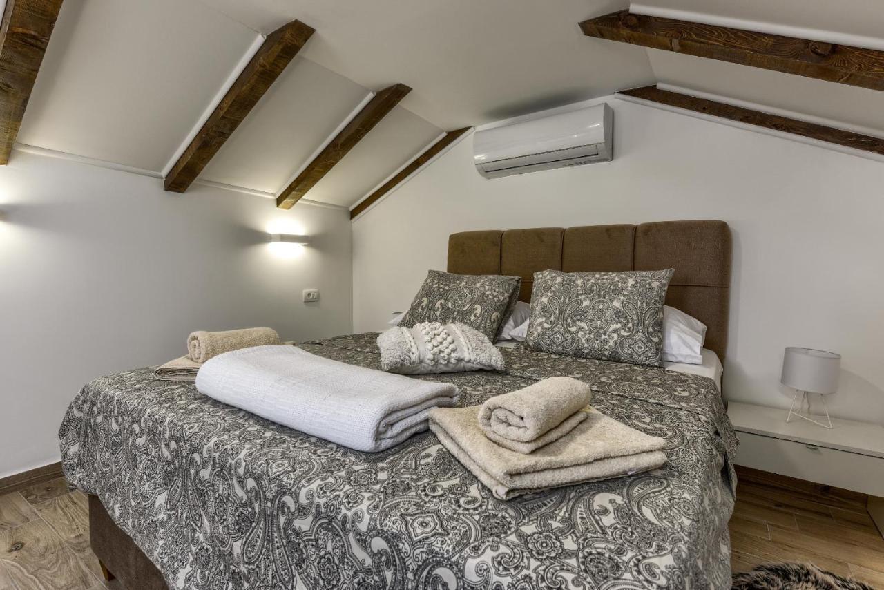 Apartment Yula Zadar Eksteriør billede