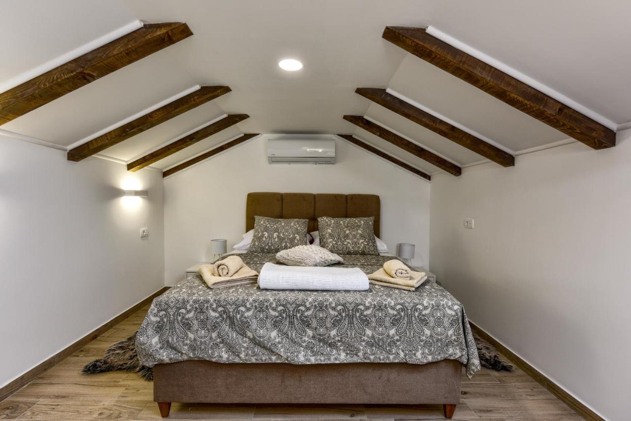 Apartment Yula Zadar Eksteriør billede