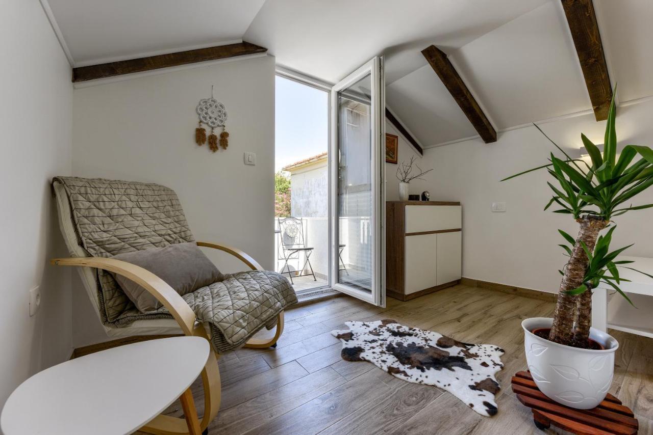Apartment Yula Zadar Eksteriør billede